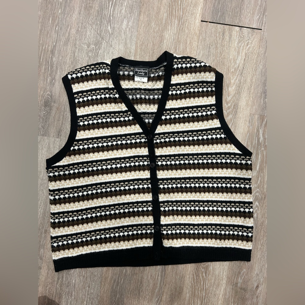 Vintage Women’s Southern Lady Black & Tan Sweater Vest Size XL